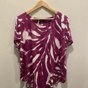 Alfani Women's Short Sleeve Top in Purple and White PETITES